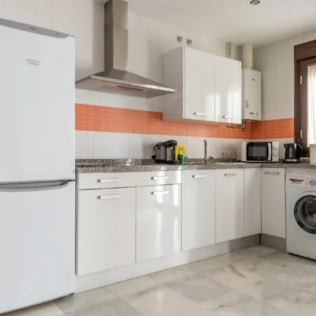 MACARENA&PARKING GRATIs Apartment *